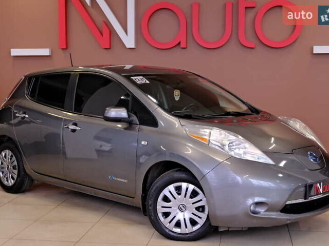 Сірий Ніссан Ліф, об'ємом двигуна 0 л та пробігом 162 тис. км за 7300 $, фото 4 на Automoto.ua