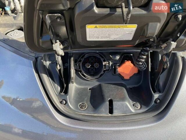 Сірий Ніссан Ліф, об'ємом двигуна 0 л та пробігом 131 тис. км за 7500 $, фото 17 на Automoto.ua