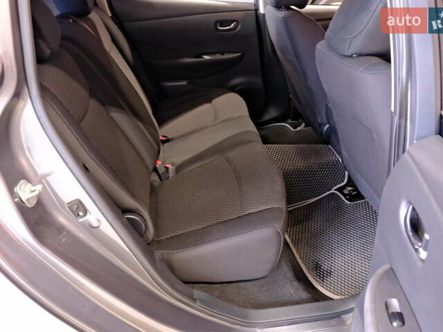 Сірий Ніссан Ліф, об'ємом двигуна 0 л та пробігом 162 тис. км за 7300 $, фото 37 на Automoto.ua