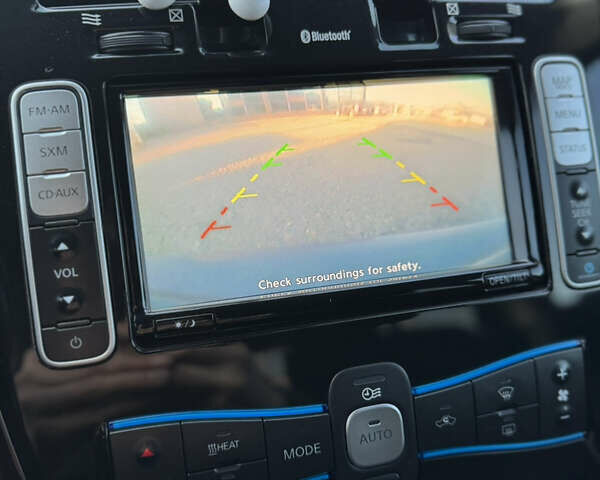 Серый Ниссан Лиф, объемом двигателя 0 л и пробегом 137 тыс. км за 5900 $, фото 29 на Automoto.ua