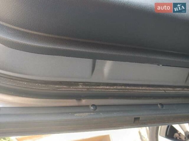 Серый Ниссан Лиф, объемом двигателя 0 л и пробегом 119 тыс. км за 7100 $, фото 53 на Automoto.ua