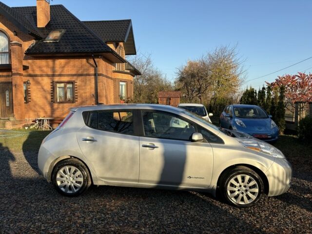 Серый Ниссан Лиф, объемом двигателя 0 л и пробегом 128 тыс. км за 6500 $, фото 2 на Automoto.ua