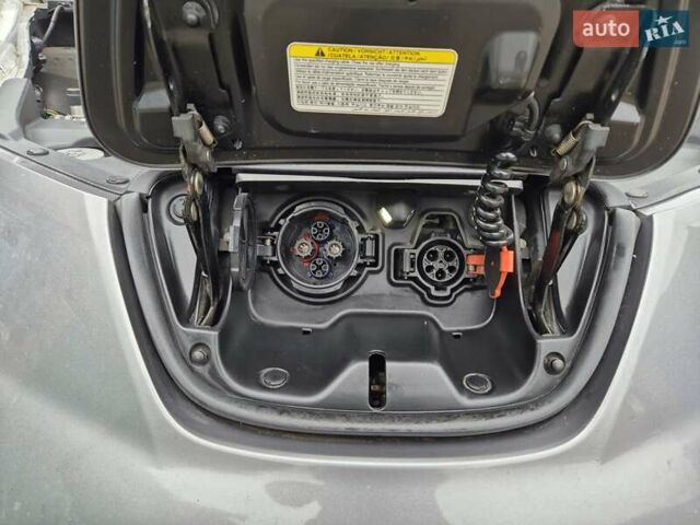 Сірий Ніссан Ліф, об'ємом двигуна 0 л та пробігом 102 тис. км за 7400 $, фото 25 на Automoto.ua
