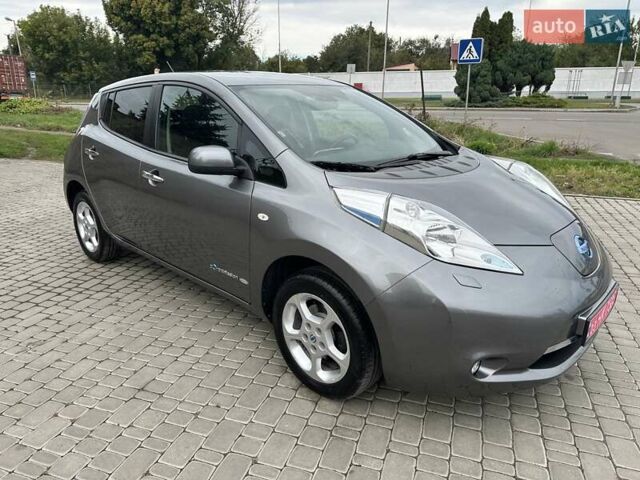 Серый Ниссан Лиф, объемом двигателя 0 л и пробегом 126 тыс. км за 7450 $, фото 2 на Automoto.ua