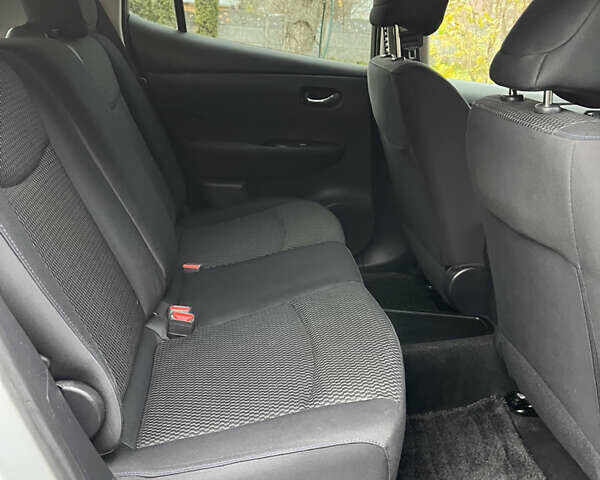 Серый Ниссан Лиф, объемом двигателя 0 л и пробегом 147 тыс. км за 7350 $, фото 15 на Automoto.ua