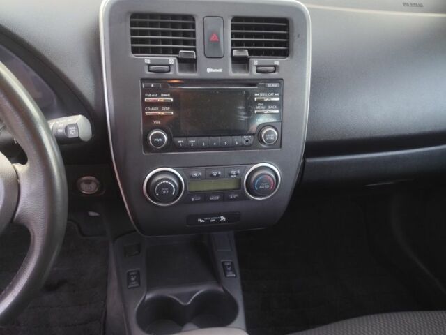 Серый Ниссан Лиф, объемом двигателя 0 л и пробегом 140 тыс. км за 7499 $, фото 13 на Automoto.ua