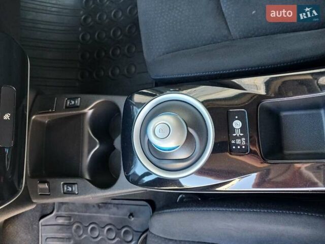 Серый Ниссан Лиф, объемом двигателя 0 л и пробегом 119 тыс. км за 7100 $, фото 20 на Automoto.ua