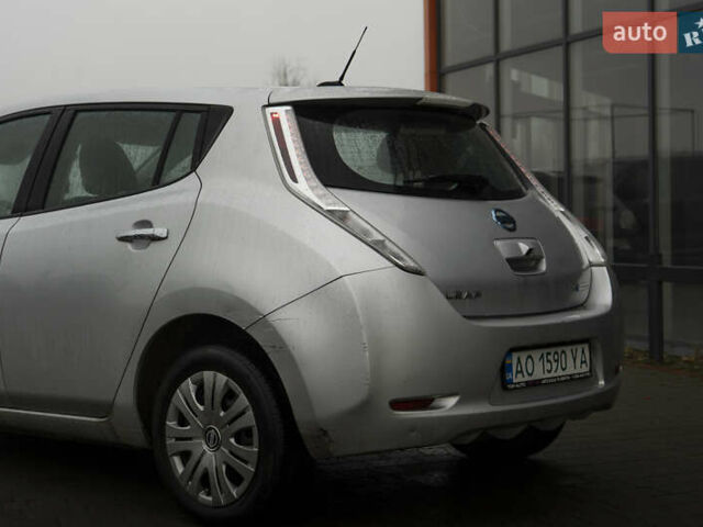 Сірий Ніссан Ліф, об'ємом двигуна 0 л та пробігом 173 тис. км за 6000 $, фото 5 на Automoto.ua