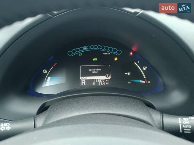 Серый Ниссан Лиф, объемом двигателя 0 л и пробегом 100 тыс. км за 6450 $, фото 32 на Automoto.ua