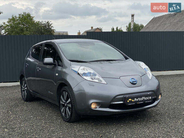 Сірий Ніссан Ліф, об'ємом двигуна 0 л та пробігом 111 тис. км за 7300 $, фото 6 на Automoto.ua