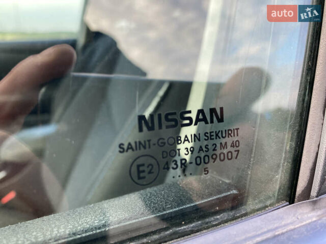 Серый Ниссан Лиф, объемом двигателя 0 л и пробегом 137 тыс. км за 5400 $, фото 26 на Automoto.ua
