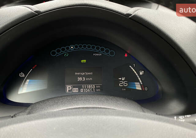 Сірий Ніссан Ліф, об'ємом двигуна 0 л та пробігом 111 тис. км за 7300 $, фото 24 на Automoto.ua