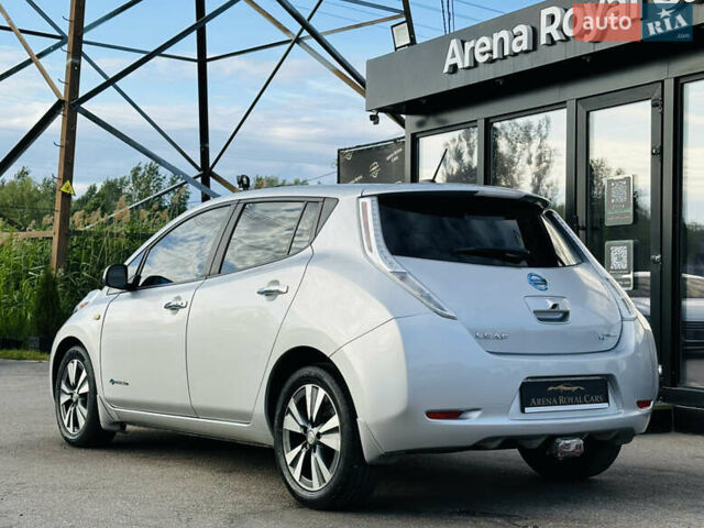 Серый Ниссан Лиф, объемом двигателя 0 л и пробегом 67 тыс. км за 8500 $, фото 11 на Automoto.ua