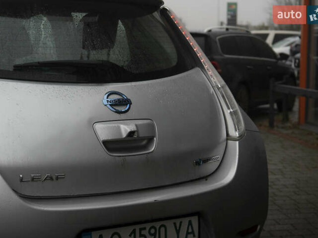 Сірий Ніссан Ліф, об'ємом двигуна 0 л та пробігом 173 тис. км за 6000 $, фото 7 на Automoto.ua