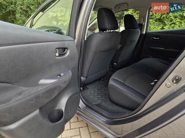 Сірий Ніссан Ліф, об'ємом двигуна 0 л та пробігом 92 тис. км за 7300 $, фото 17 на Automoto.ua