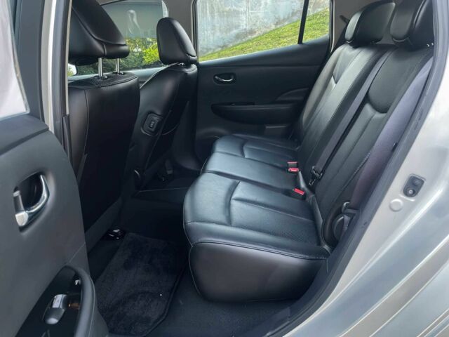 Серый Ниссан Лиф, объемом двигателя 0 л и пробегом 78 тыс. км за 2500 $, фото 13 на Automoto.ua