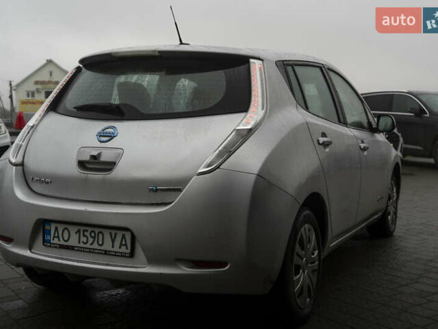 Сірий Ніссан Ліф, об'ємом двигуна 0 л та пробігом 173 тис. км за 6000 $, фото 9 на Automoto.ua