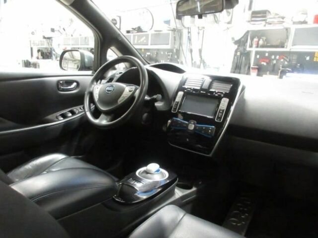 Сірий Ніссан Ліф, об'ємом двигуна 0 л та пробігом 55 тис. км за 7300 $, фото 3 на Automoto.ua