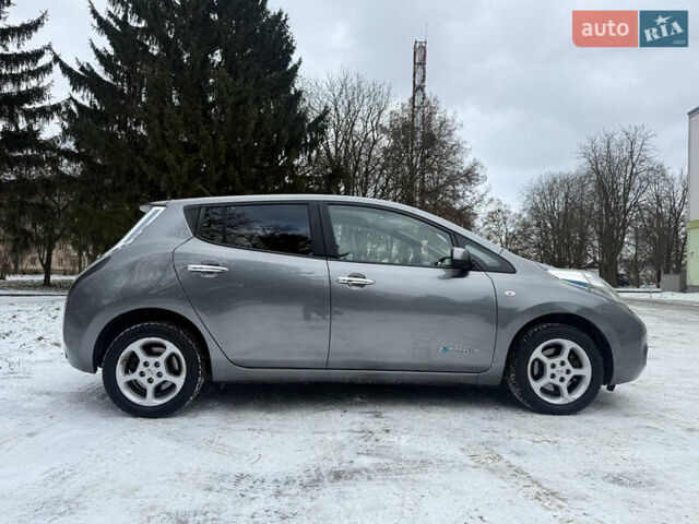 Сірий Ніссан Ліф, об'ємом двигуна 0 л та пробігом 92 тис. км за 7280 $, фото 7 на Automoto.ua