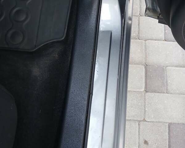 Серый Ниссан Лиф, объемом двигателя 0 л и пробегом 119 тыс. км за 7100 $, фото 49 на Automoto.ua