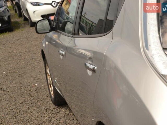 Серый Ниссан Лиф, объемом двигателя 0 л и пробегом 99 тыс. км за 6650 $, фото 15 на Automoto.ua