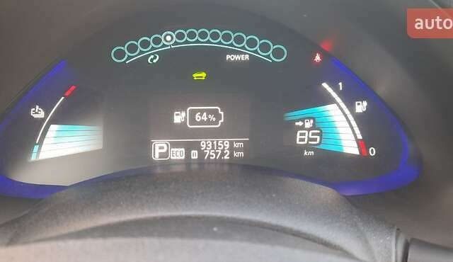 Сірий Ніссан Ліф, об'ємом двигуна 0 л та пробігом 93 тис. км за 8400 $, фото 24 на Automoto.ua