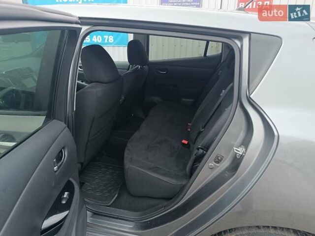 Серый Ниссан Лиф, объемом двигателя 0 л и пробегом 100 тыс. км за 6450 $, фото 27 на Automoto.ua