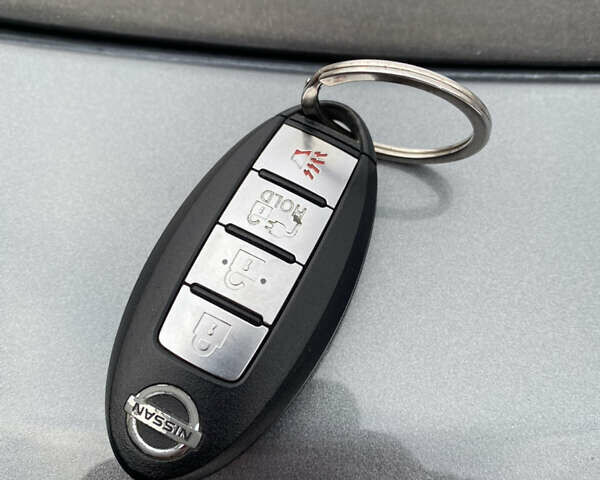 Серый Ниссан Лиф, объемом двигателя 0 л и пробегом 117 тыс. км за 6500 $, фото 17 на Automoto.ua