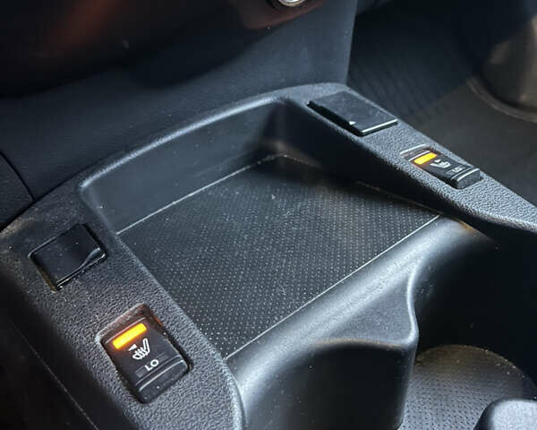 Серый Ниссан Лиф, объемом двигателя 0 л и пробегом 118 тыс. км за 7500 $, фото 12 на Automoto.ua