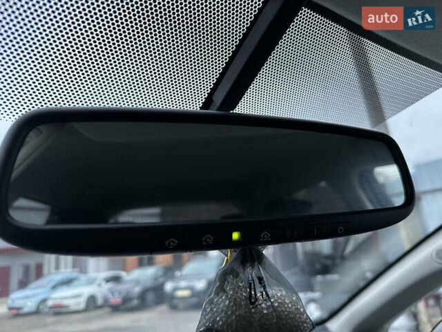 Серый Ниссан Лиф, объемом двигателя 0 л и пробегом 130 тыс. км за 5400 $, фото 22 на Automoto.ua