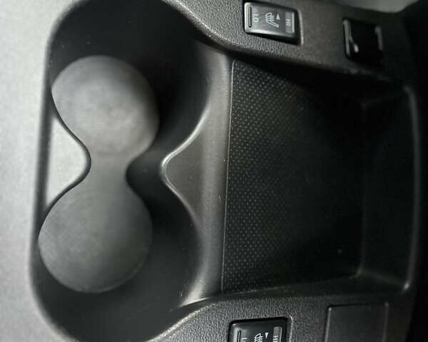 Серый Ниссан Лиф, объемом двигателя 0 л и пробегом 147 тыс. км за 7350 $, фото 19 на Automoto.ua