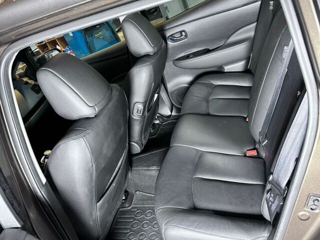 Сірий Ніссан Ліф, об'ємом двигуна 0 л та пробігом 98 тис. км за 7200 $, фото 6 на Automoto.ua