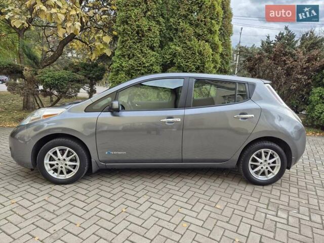 Сірий Ніссан Ліф, об'ємом двигуна 0 л та пробігом 92 тис. км за 7300 $, фото 10 на Automoto.ua