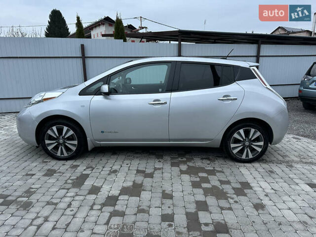 Серый Ниссан Лиф, объемом двигателя 0 л и пробегом 130 тыс. км за 5400 $, фото 4 на Automoto.ua