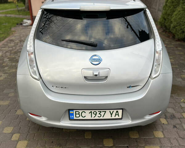 Серый Ниссан Лиф, объемом двигателя 0 л и пробегом 147 тыс. км за 7350 $, фото 6 на Automoto.ua