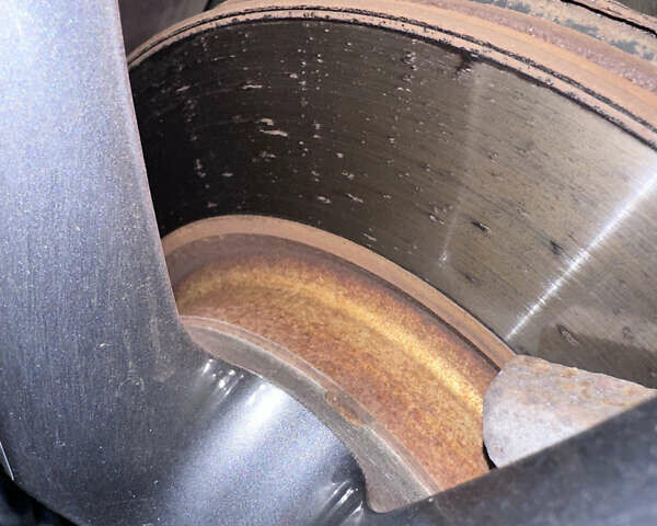 Серый Ниссан Лиф, объемом двигателя 0 л и пробегом 88 тыс. км за 10500 $, фото 36 на Automoto.ua