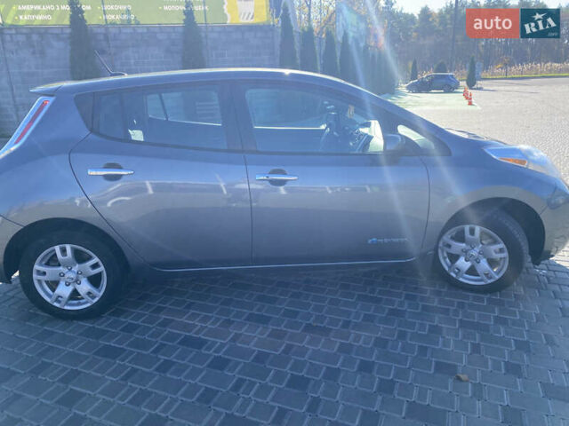 Сірий Ніссан Ліф, об'ємом двигуна 0 л та пробігом 75 тис. км за 7300 $, фото 7 на Automoto.ua