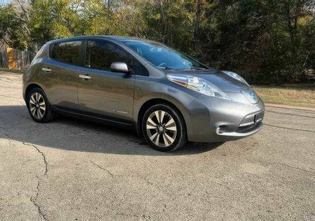 Серый Ниссан Лиф, объемом двигателя 0 л и пробегом 110 тыс. км за 3200 $, фото 2 на Automoto.ua