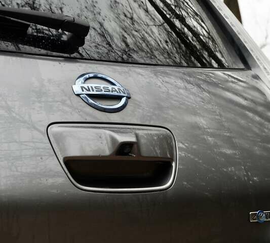 Серый Ниссан Лиф, объемом двигателя 0 л и пробегом 151 тыс. км за 7300 $, фото 8 на Automoto.ua