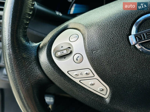 Серый Ниссан Лиф, объемом двигателя 0 л и пробегом 67 тыс. км за 8500 $, фото 28 на Automoto.ua