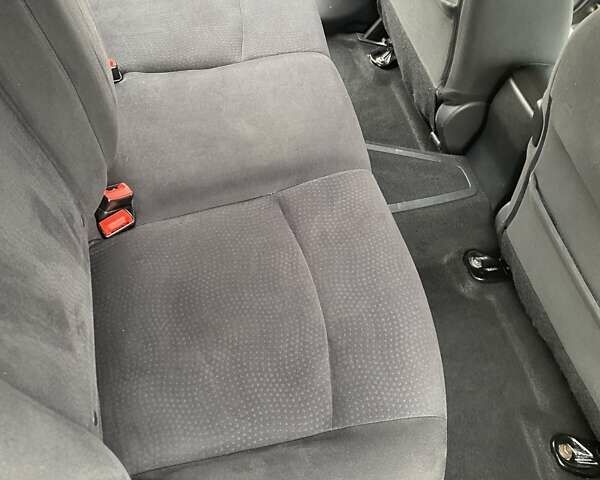 Серый Ниссан Лиф, объемом двигателя 0 л и пробегом 151 тыс. км за 5900 $, фото 39 на Automoto.ua