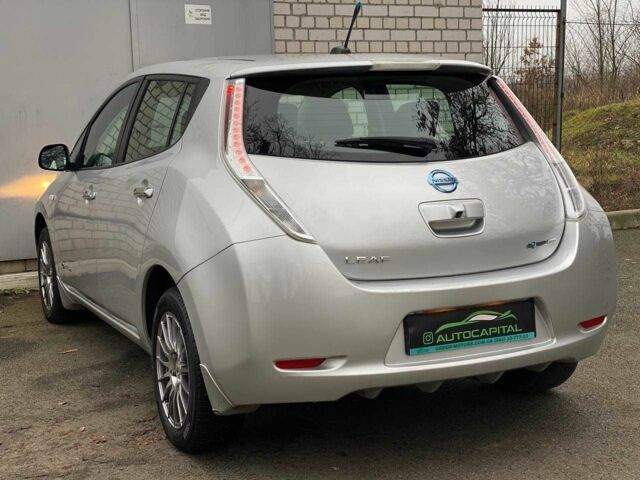 Серый Ниссан Лиф, объемом двигателя 0 л и пробегом 103 тыс. км за 5490 $, фото 5 на Automoto.ua