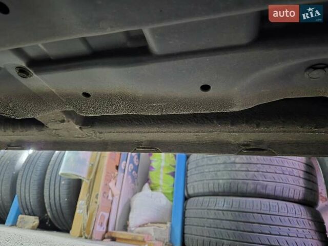 Сірий Ніссан Ліф, об'ємом двигуна 0 л та пробігом 90 тис. км за 7600 $, фото 23 на Automoto.ua