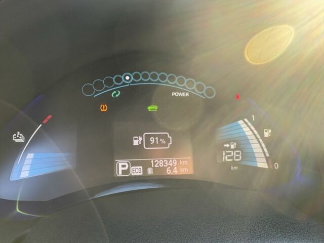 Серый Ниссан Лиф, объемом двигателя 0 л и пробегом 128 тыс. км за 6500 $, фото 22 на Automoto.ua