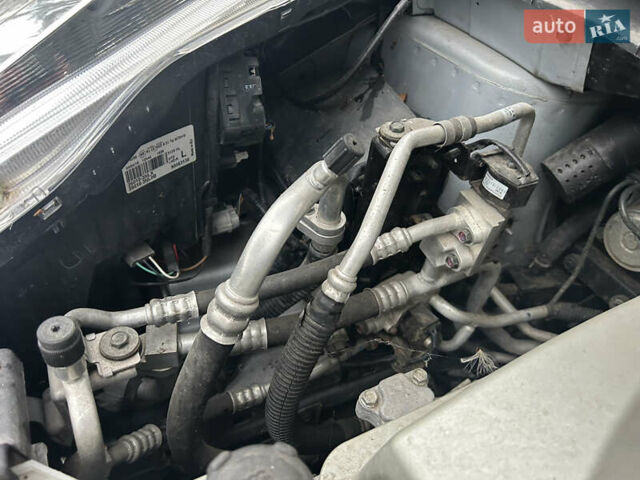 Сірий Ніссан Ліф, об'ємом двигуна 0 л та пробігом 111 тис. км за 8100 $, фото 17 на Automoto.ua