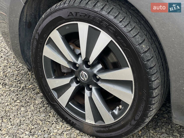 Сірий Ніссан Ліф, об'ємом двигуна 0 л та пробігом 111 тис. км за 7300 $, фото 41 на Automoto.ua