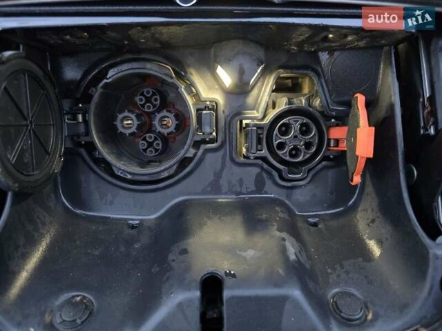 Серый Ниссан Лиф, объемом двигателя 0 л и пробегом 103 тыс. км за 6999 $, фото 14 на Automoto.ua