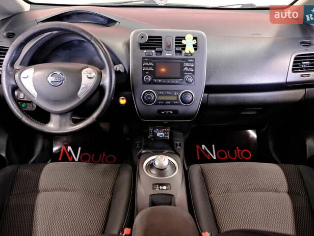 Сірий Ніссан Ліф, об'ємом двигуна 0 л та пробігом 162 тис. км за 7300 $, фото 44 на Automoto.ua