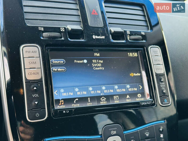 Серый Ниссан Лиф, объемом двигателя 0 л и пробегом 67 тыс. км за 8500 $, фото 31 на Automoto.ua