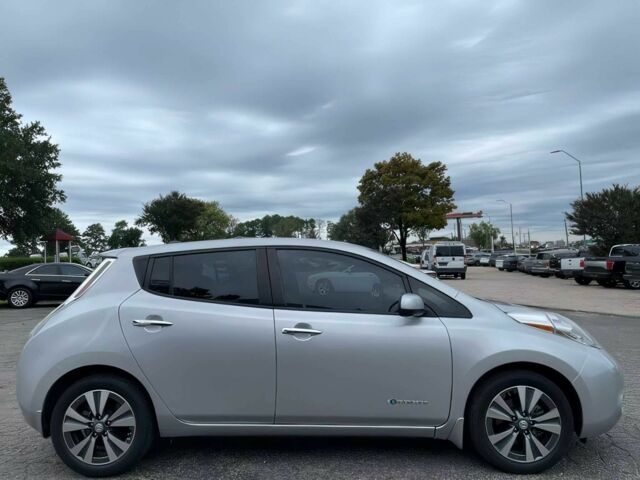 Серый Ниссан Лиф, объемом двигателя 0 л и пробегом 80 тыс. км за 5950 $, фото 6 на Automoto.ua